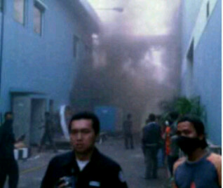 Foto Kebakaran Trans Tv dan Trans 7